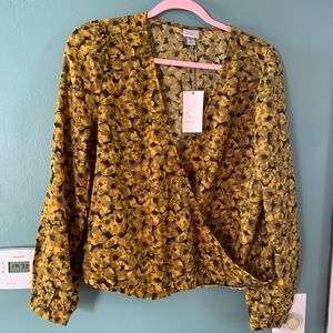 NWT Yellow floral criss-cross blouse